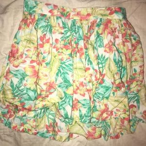 American Eagle floral skirt